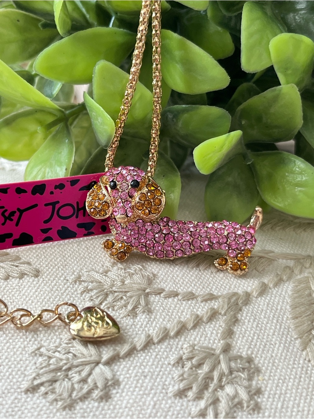 Betsey Johnson Crystal Dachshund Dog Pendant Necklace - 🐶🆕🐶